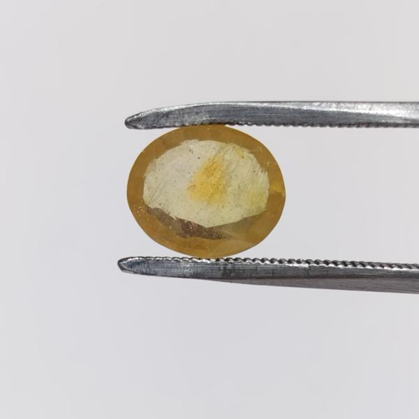 Yellow Sapphire 4.07 Carat