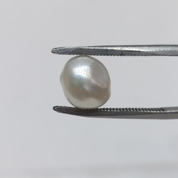Pearl 4.90 Carat