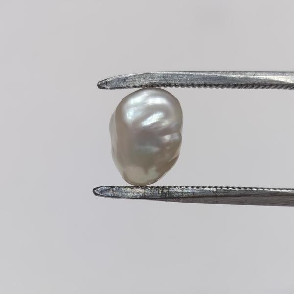 Pearl 3.50 Carat