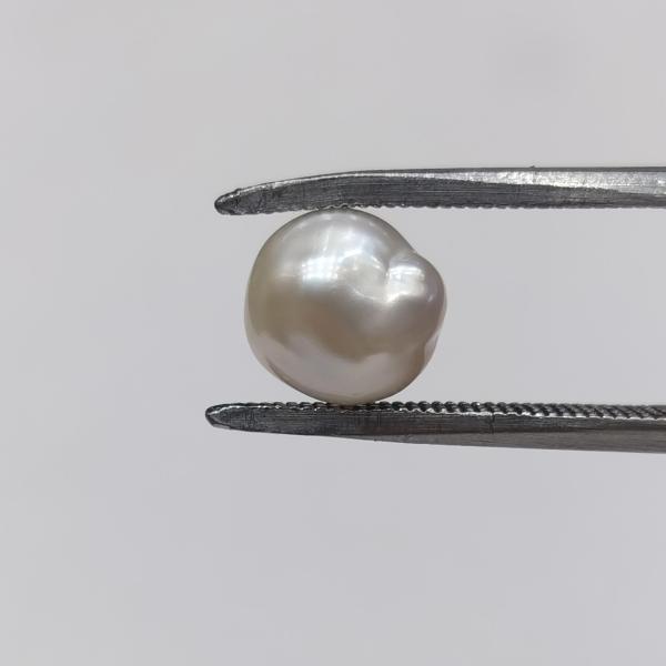 Pearl 3.35 Carat
